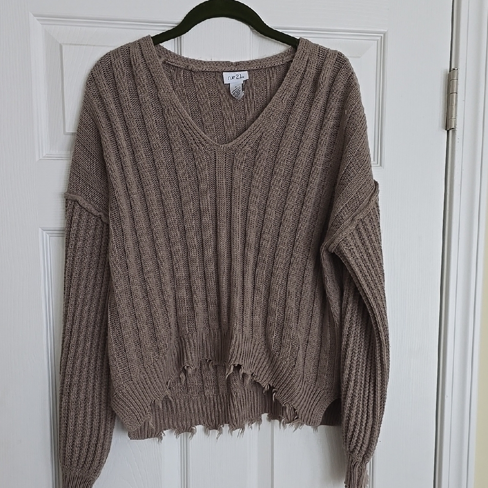 Cupio Taupe V-Neck Sweater